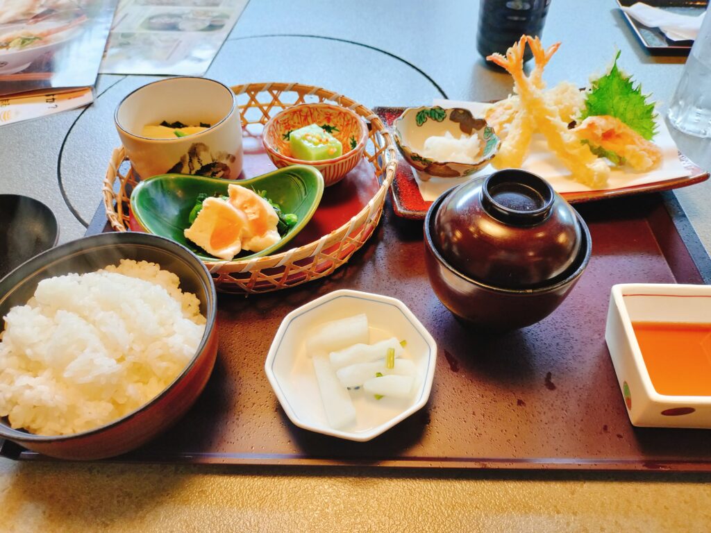 かごの屋